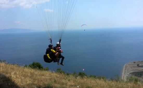 Paragliding